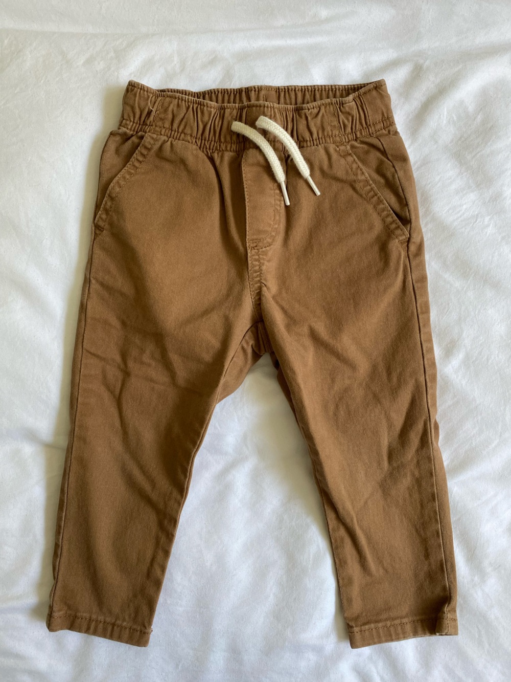 Old Navy Toddler Chino Size 12-18M